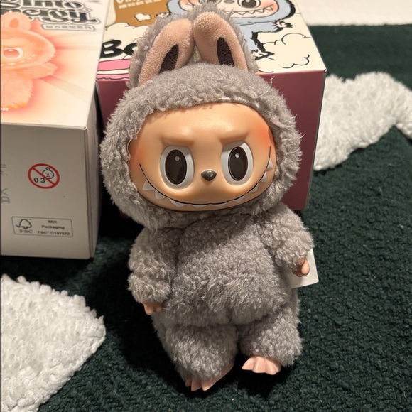 Labubu - Picture 2 of 7